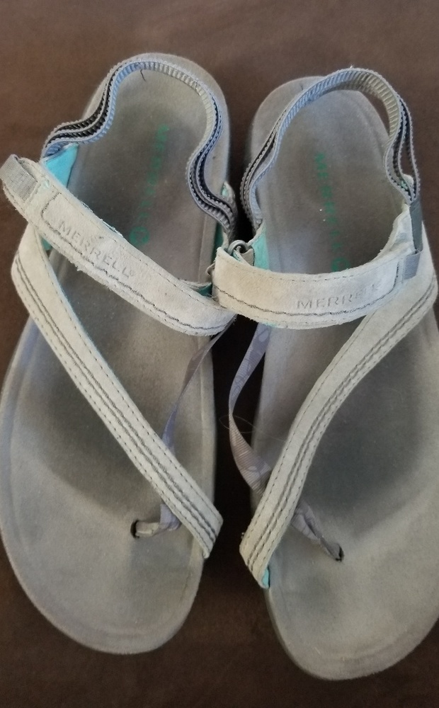 Merrell gray sandals 10